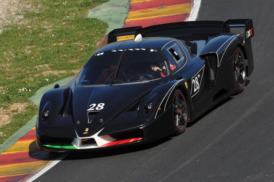  Ferrari FXX Evoluzione 2006 года  (фото 3 из 8)